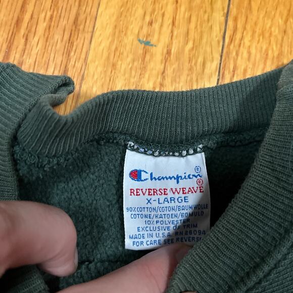 Vintage Reverse Weave Champion Cropped Crewneck XL Grunge Thrashed Paint USA - Picture 3 of 9